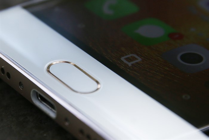 Điện thoại Q Luna Pro