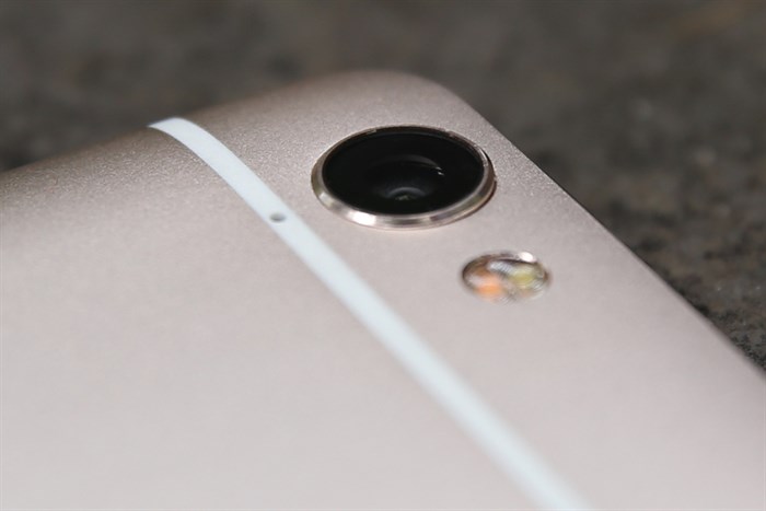 Điện thoại Q Luna Pro