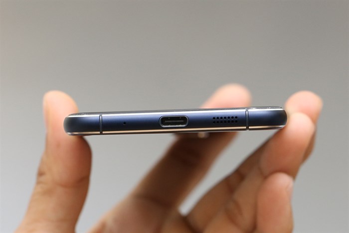 Điện thoại Asus Zenfone 3 ZE520KL Màu Đen