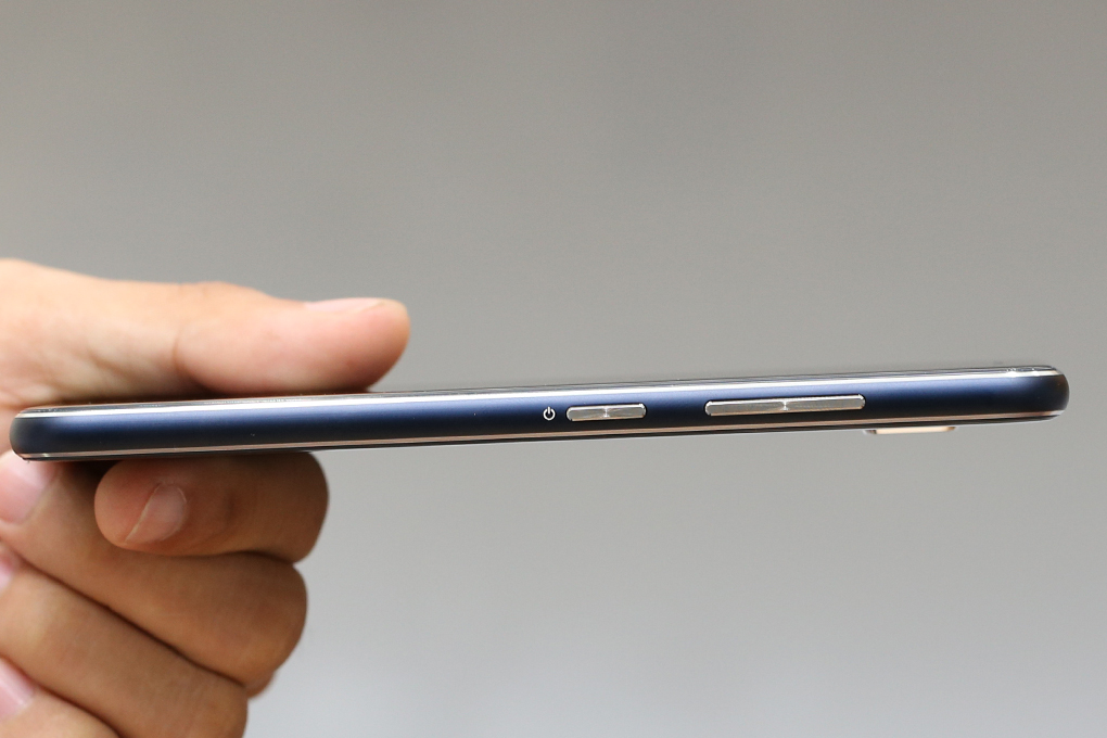 Asus Zenfone 3 ZE520KL - 17