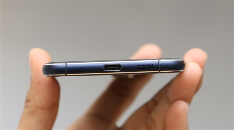 Điện thoại Asus Zenfone 3 ZE520KL Màu Đen