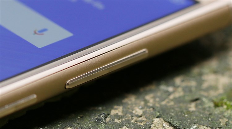 Điện thoại Asus Zenfone 3 Max Màu Vàng