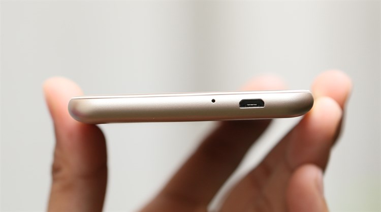 Điện thoại Asus Zenfone 3 Max Màu Vàng