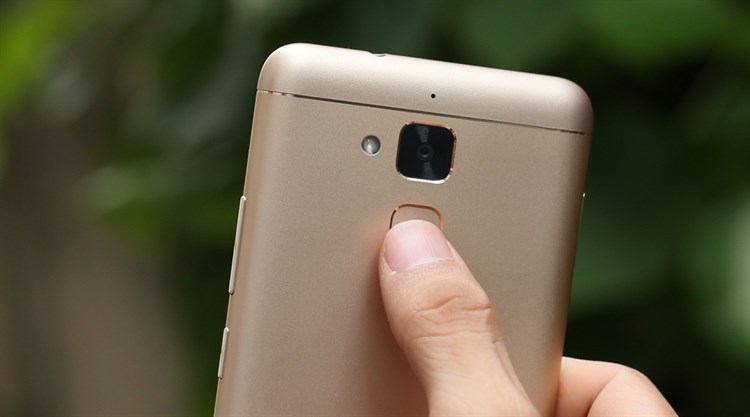 Điện thoại Asus Zenfone 3 Max Màu Vàng