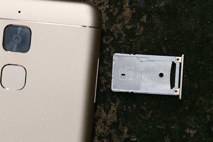 Điện thoại Asus Zenfone 3 Max Màu Vàng