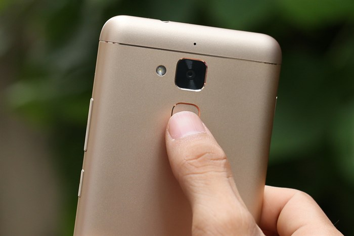 Điện thoại Asus Zenfone 3 Max Màu Vàng