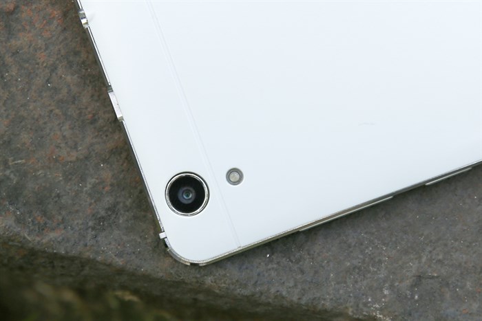 Điện thoại Mobell Nova F3