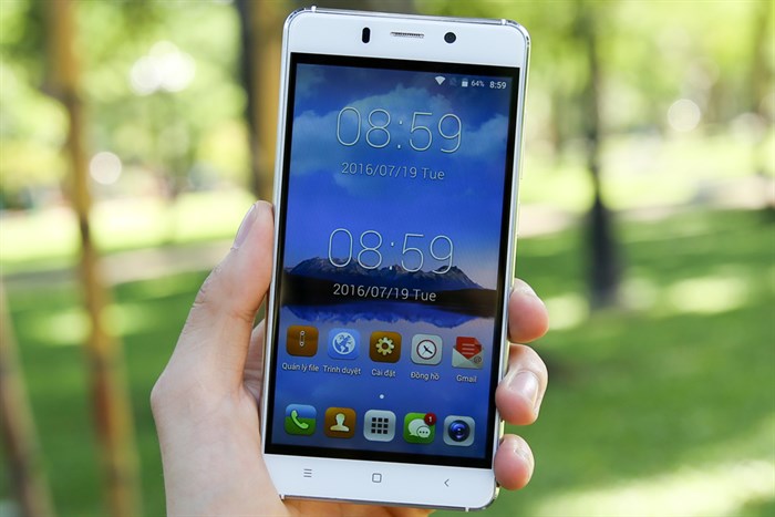 Điện thoại Mobell Nova F3