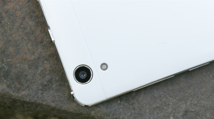 Điện thoại Mobell Nova F3