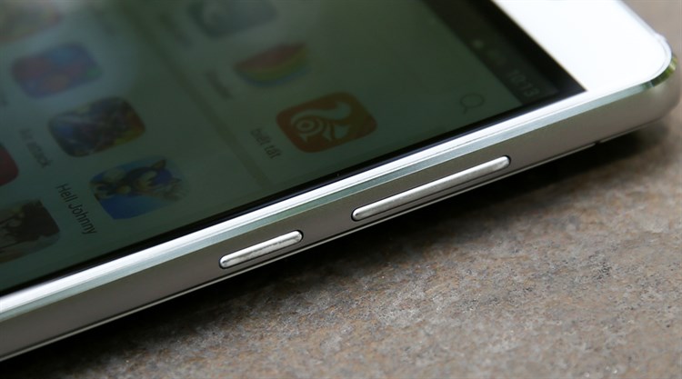 Điện thoại Mobell Nova F3