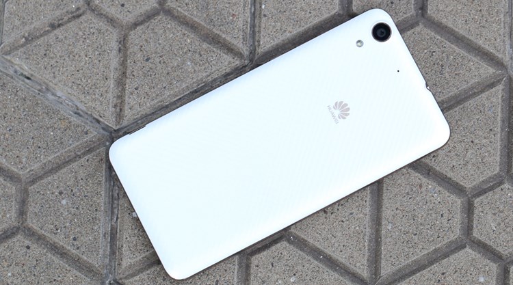 Điện thoại Huawei Y6 II