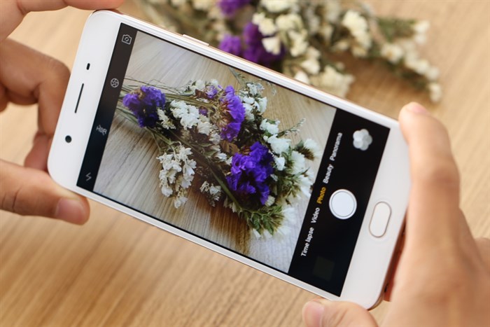 Điện thoại OPPO F1s