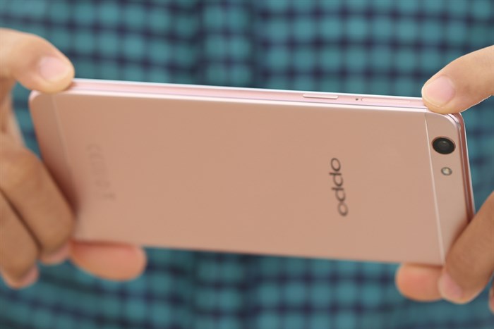 Điện thoại OPPO F1s