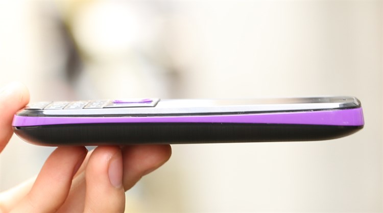 Điện thoại Mobiistar B248 Màu Đen - Tím