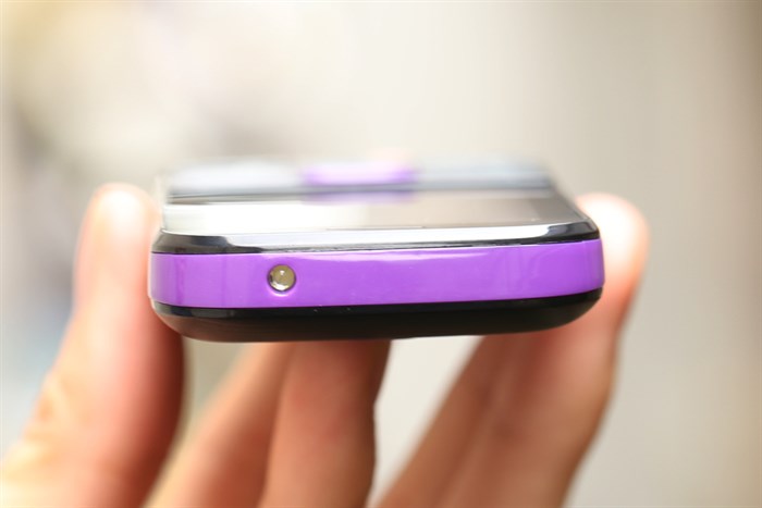 Điện thoại Mobiistar B248 Màu Đen - Tím