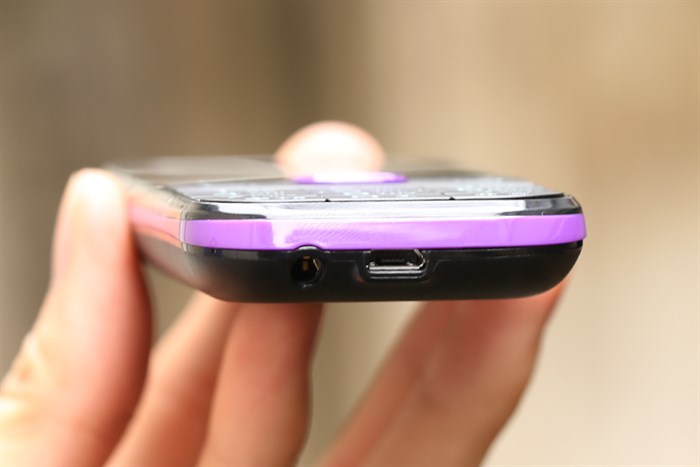 Điện thoại Mobiistar B248 Màu Đen - Tím