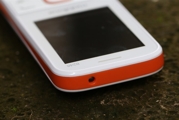 Điện thoại Mobiistar B248 Màu Trắng - Cam