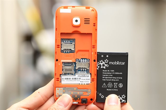 Điện thoại Mobiistar B248 Màu Trắng - Cam