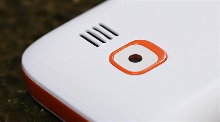 Điện thoại Mobiistar B248 Màu Trắng - Cam