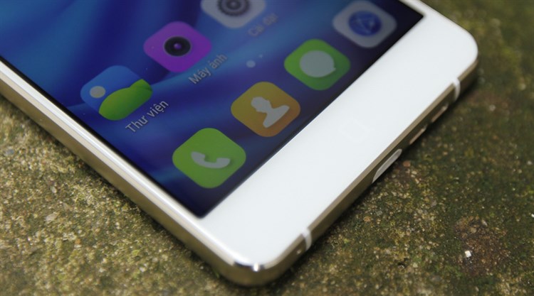 Điện thoại Q Edgy