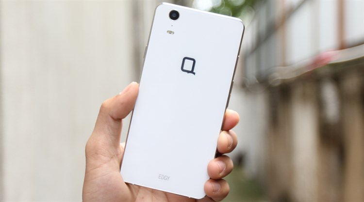 Điện thoại Q Edgy