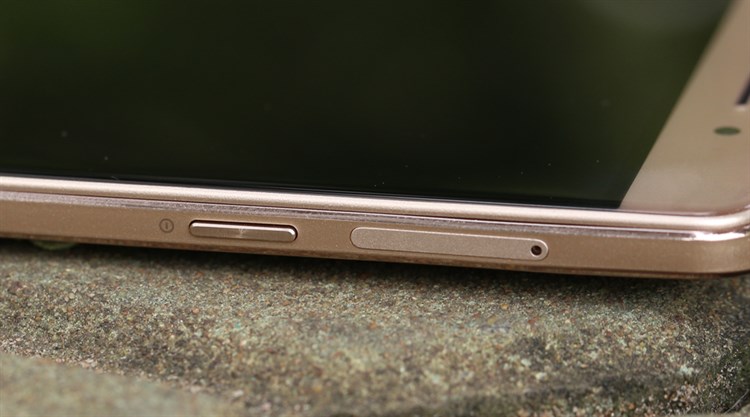 Điện thoại Coolpad Sky 3