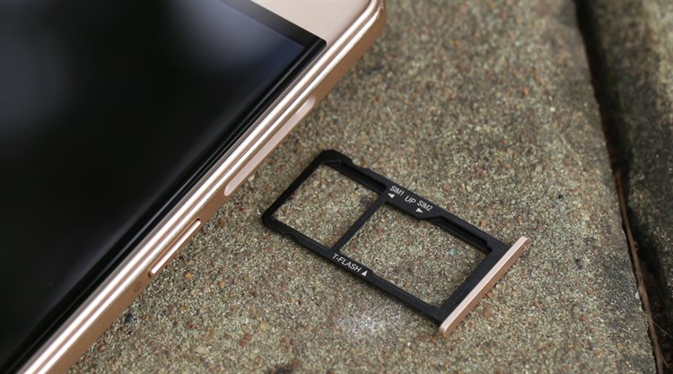 Điện thoại Coolpad Sky 3