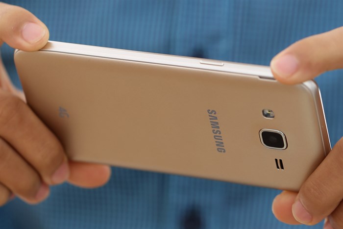 Điện thoại Samsung Galaxy J3 LTE Màu Vàng đồng