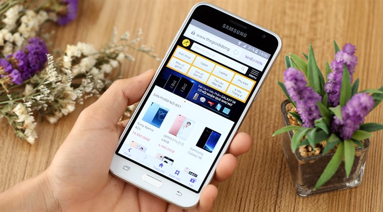 Điện thoại Samsung Galaxy J3 LTE Màu Trắng