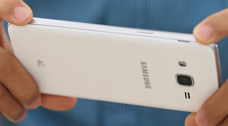 Điện thoại Samsung Galaxy J3 LTE Màu Trắng