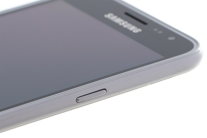 Điện thoại Samsung Galaxy J3 LTE Màu Trắng