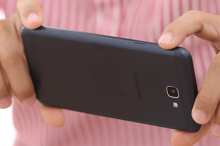 Điện thoại Samsung Galaxy J7 Prime