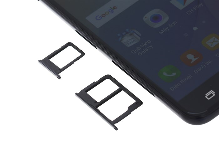 Điện thoại Samsung Galaxy J7 Prime