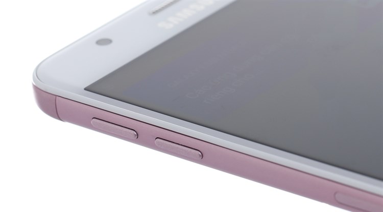 Điện thoại Samsung Galaxy J7 Prime