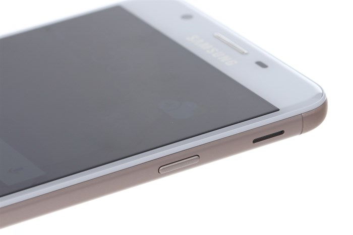 Điện thoại Samsung Galaxy J7 Prime