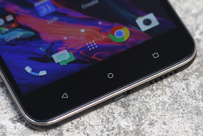 Điện thoại HTC Desire 10 Pro