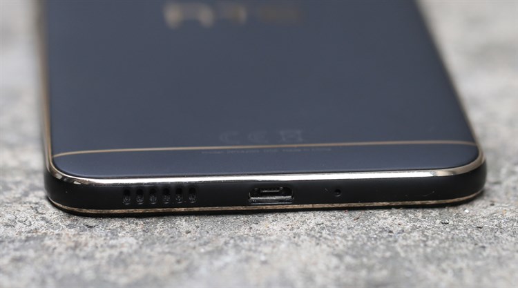 Điện thoại HTC Desire 10 Pro