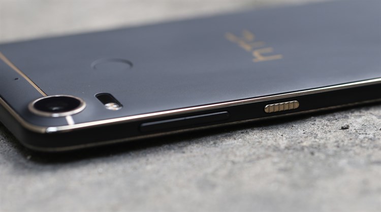 Điện thoại HTC Desire 10 Pro