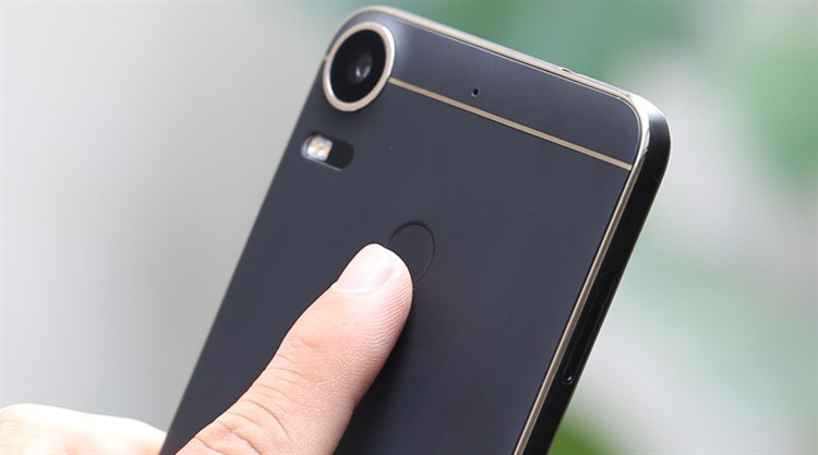 Điện thoại HTC Desire 10 Pro