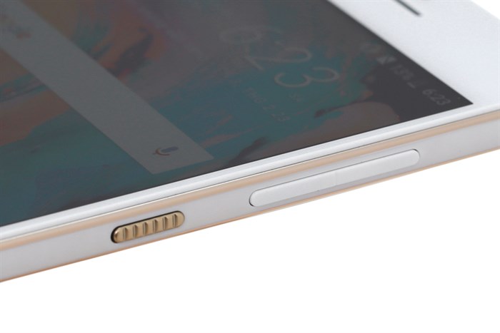 Điện thoại HTC Desire 10 Pro