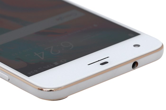 Điện thoại HTC Desire 10 Pro