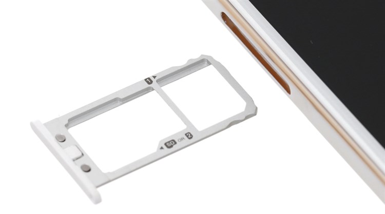 Điện thoại HTC Desire 10 Pro