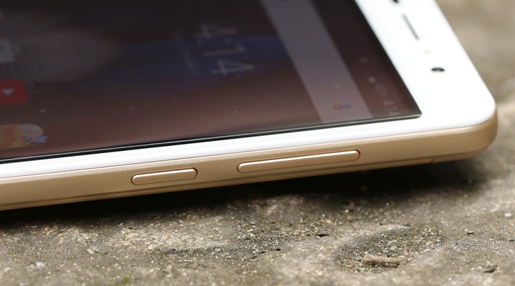 Điện thoại Mobell Nova i4