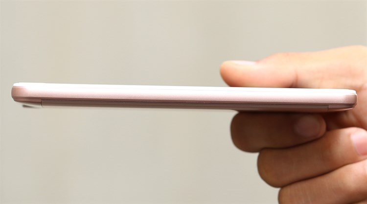 Điện thoại Mobell Nova i4