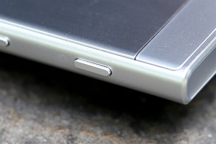 Điện thoại Sony Xperia XZ