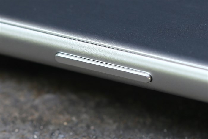 Điện thoại Sony Xperia XZ