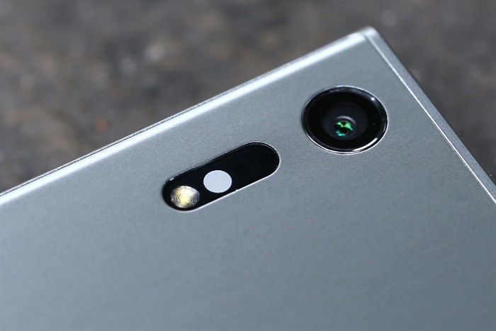 Điện thoại Sony Xperia XZ