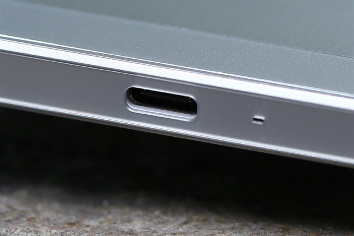 Điện thoại Sony Xperia XZ