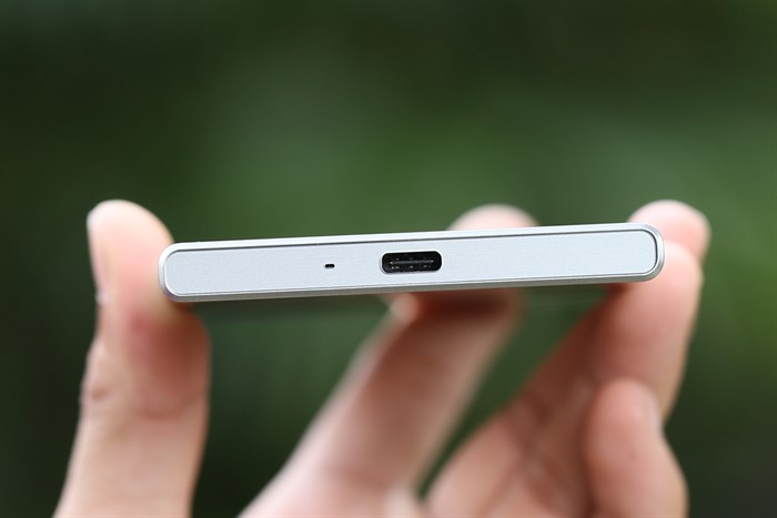 Điện thoại Sony Xperia XZ