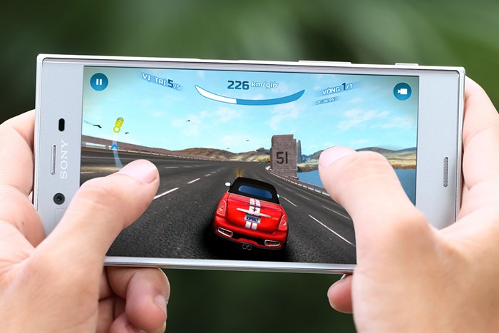 Điện thoại Sony Xperia XZ